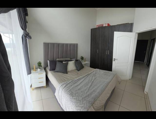 1 BEDROOM APARTMENT FOR SALE IN FOURWAYS